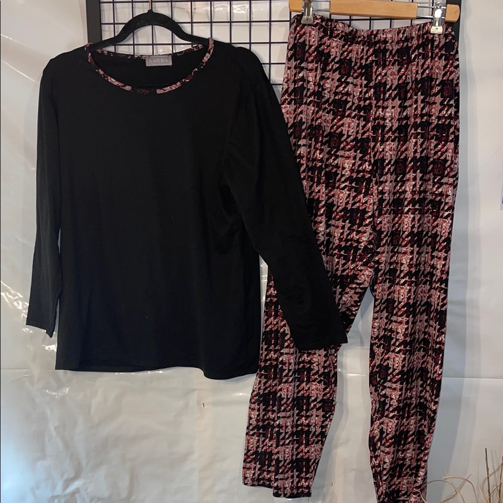 Laura- 2 piece Pajama Set